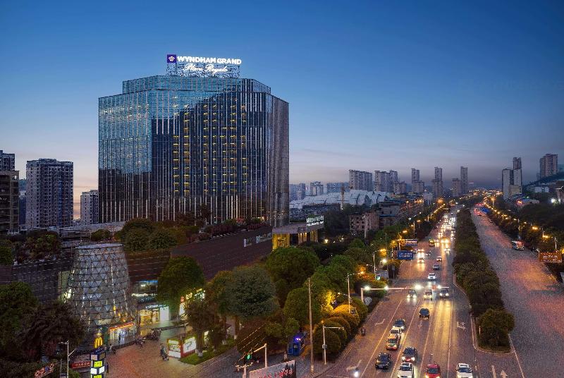 Wyndham Grand Plaza Royale Chenzhou image