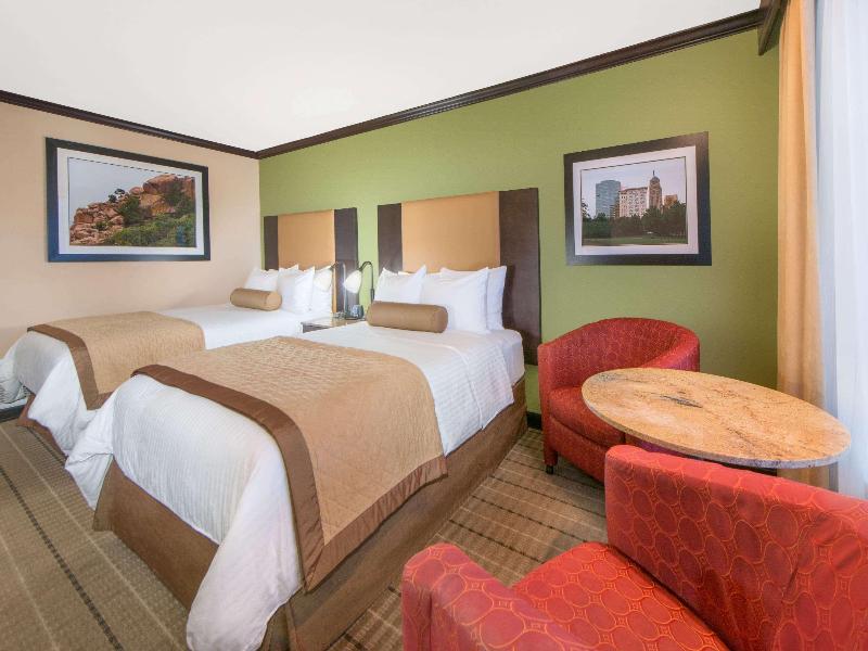 Wyndham Garden Oklahoma City Airport image