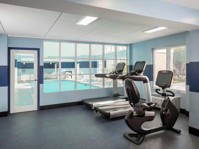 Four Points by Sheraton Buffalo Grove image