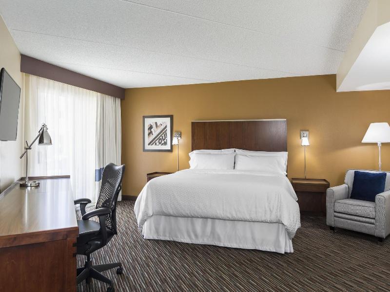 Four Points by Sheraton Buffalo Grove image