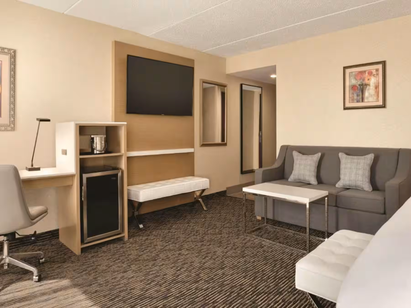 Wyndham Garden Conference Center Champaign/Urbana image