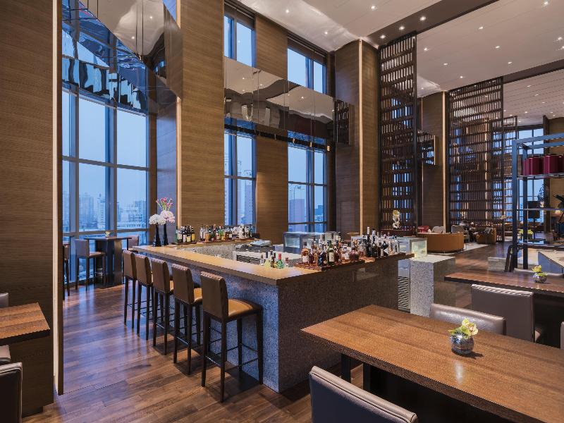 Hyatt Regency Shanghai, Wujiaochang image
