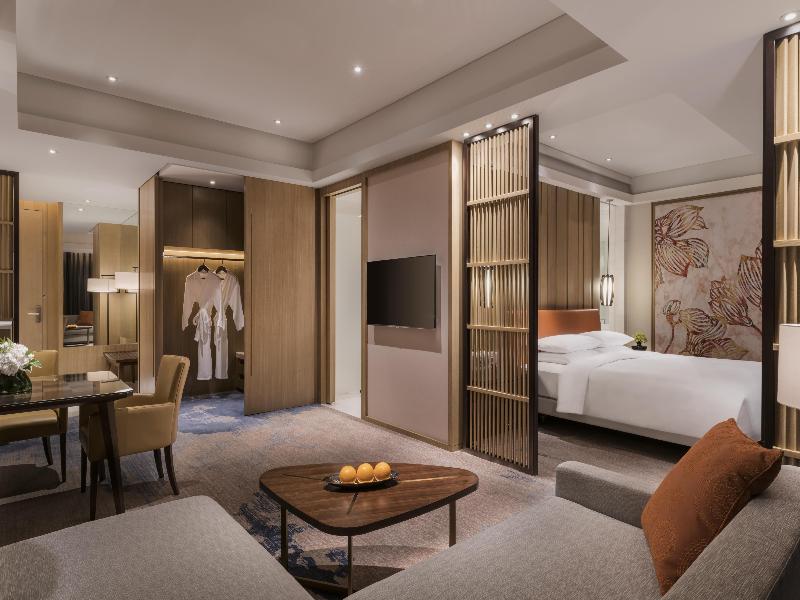 Hyatt Regency Shanghai, Wujiaochang image
