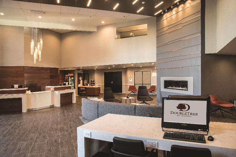 Doubletree by Hilton Racine Harbourwalk, WI image