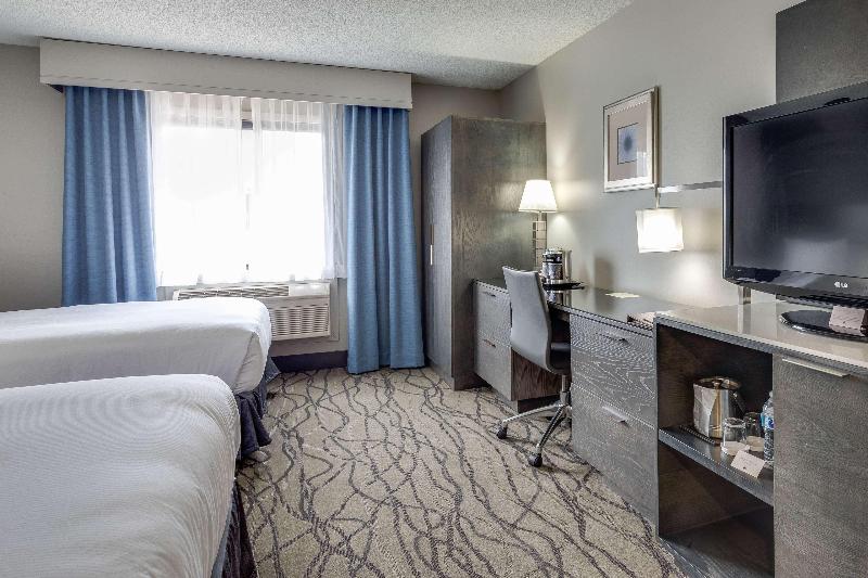 Doubletree by Hilton Racine Harbourwalk, WI image