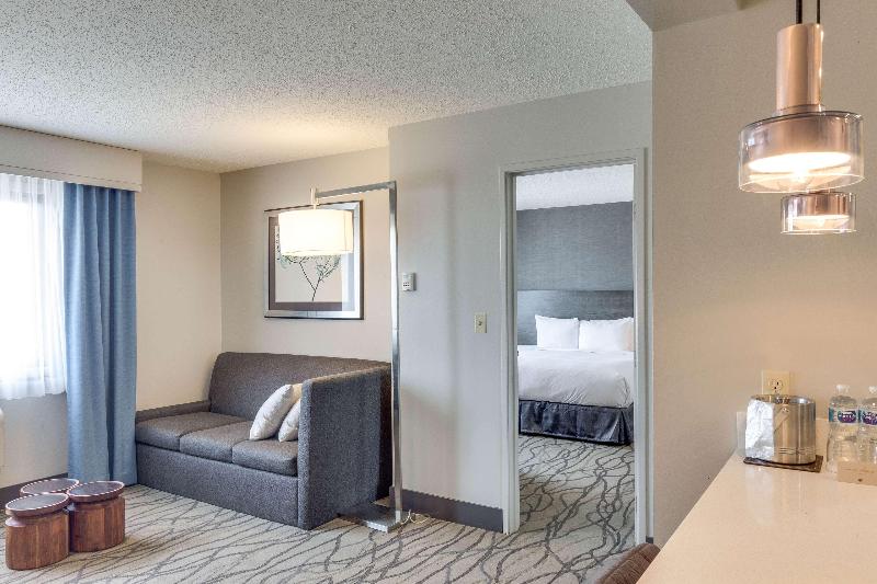 Doubletree by Hilton Racine Harbourwalk, WI image