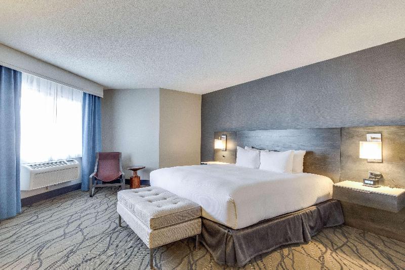 Doubletree by Hilton Racine Harbourwalk, WI image