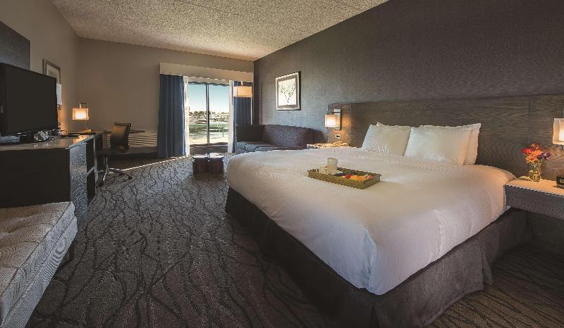 Doubletree by Hilton Racine Harbourwalk, WI image