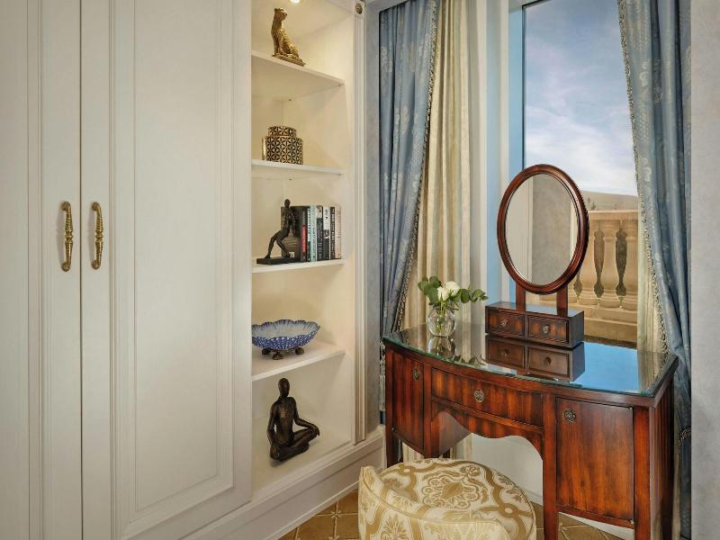 Powerscourt Hotel, Autograph Collection image