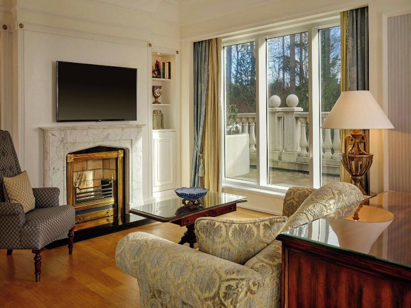 Powerscourt Hotel, Autograph Collection image