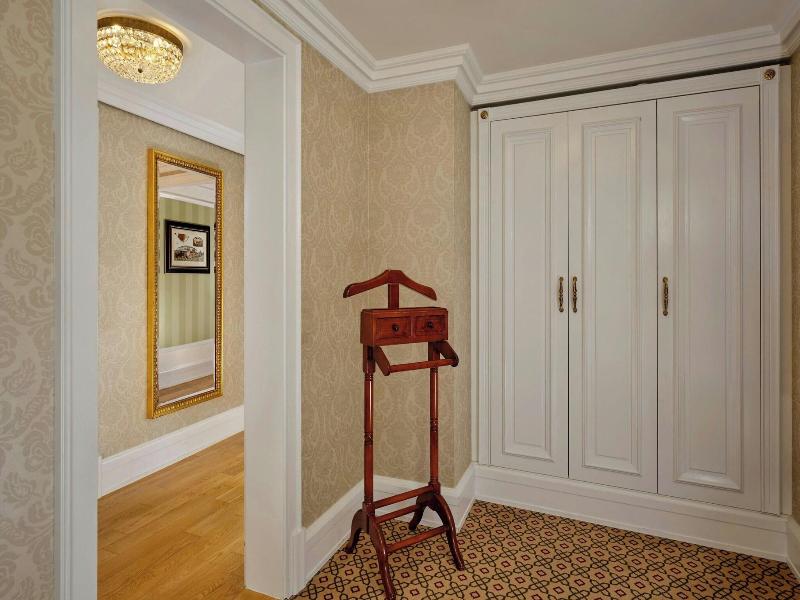 Powerscourt Hotel, Autograph Collection image