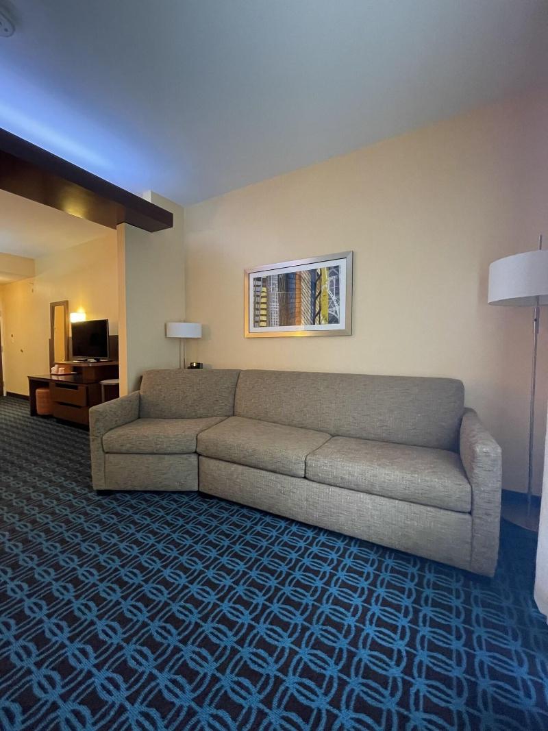 Fairfield Inn & Suites Athens image
