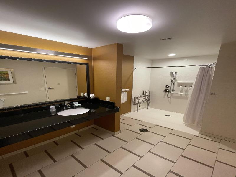 Fairfield Inn & Suites Athens image
