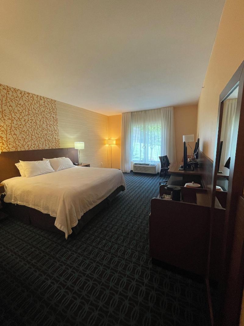 Fairfield Inn & Suites Athens image