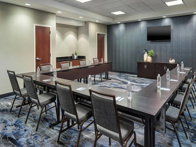 Fairfield Inn & Suites Jackson image
