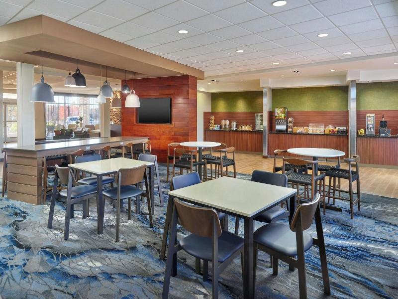 Fairfield Inn & Suites Jackson image