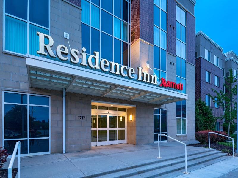 Residence Inn Omaha Aksarben Village image