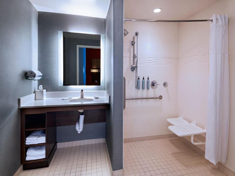 Residence Inn Omaha Aksarben Village image