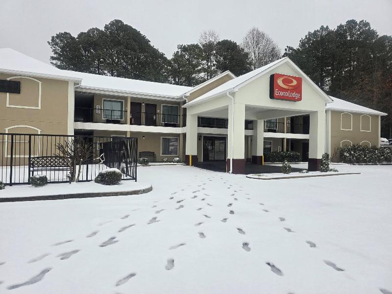 Econo Lodge Villa Rica image