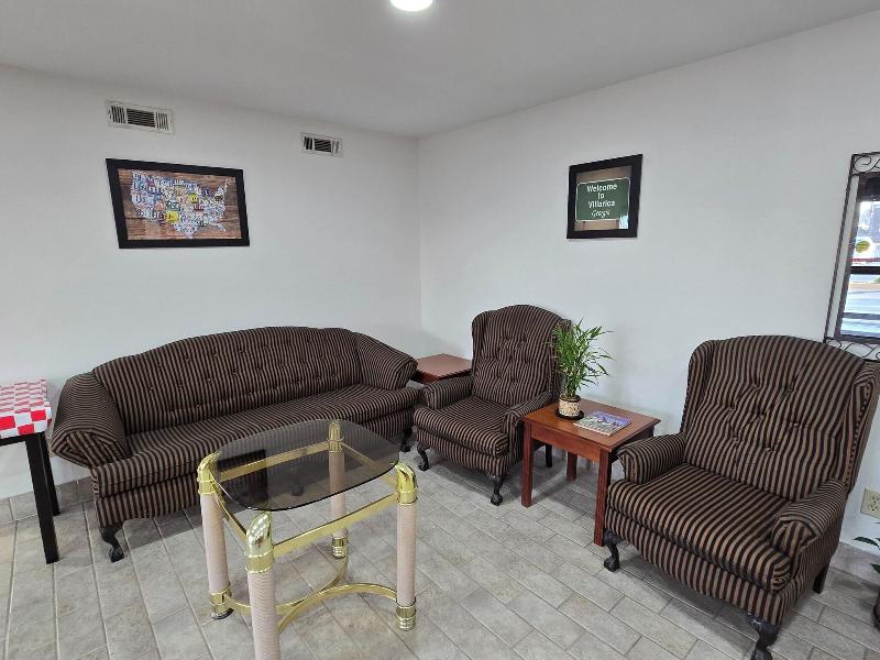 Econo Lodge Villa Rica image