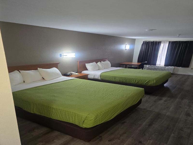 Econo Lodge Villa Rica image