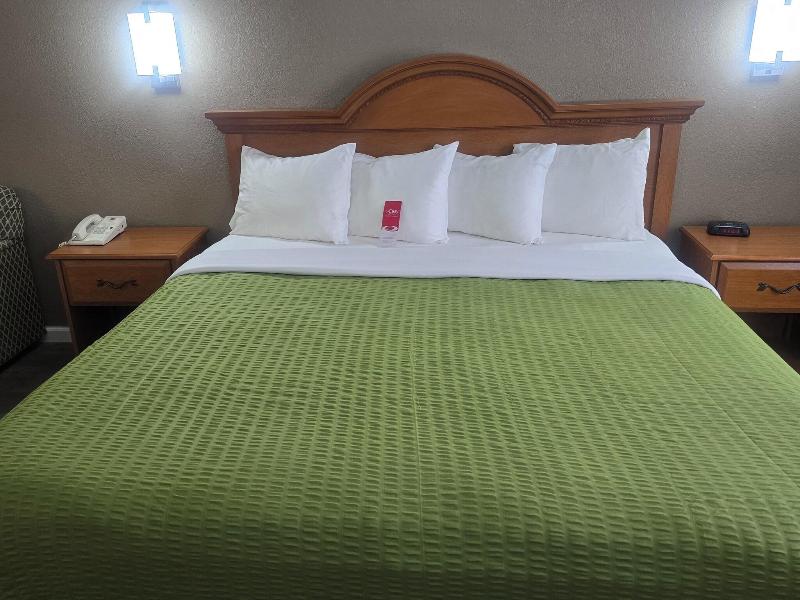 Econo Lodge Villa Rica image