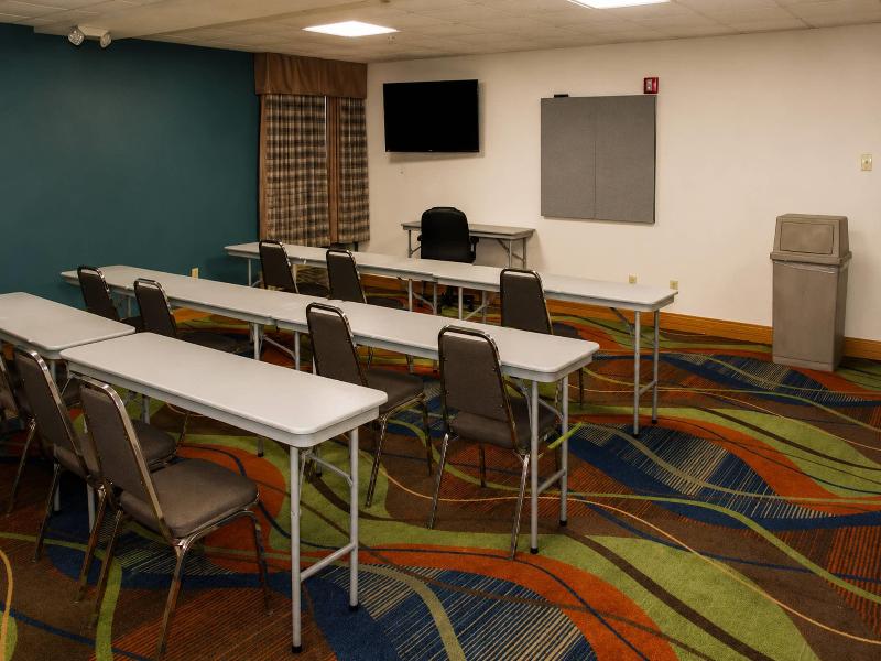 Quality Inn North Vernon near Hwy 50