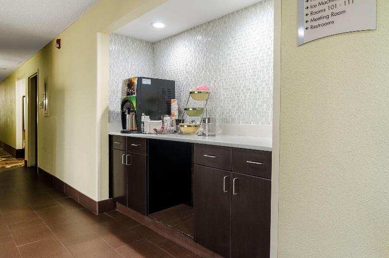 Quality Inn Whiteville image