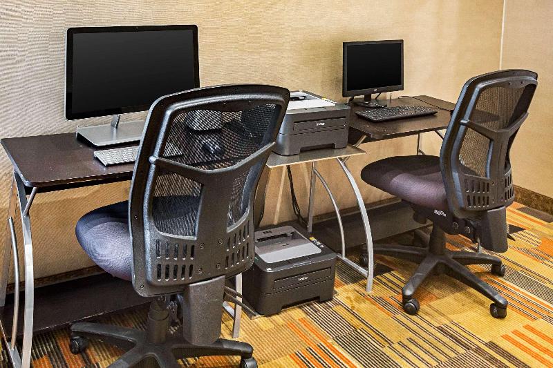 Quality Inn Fairmont image