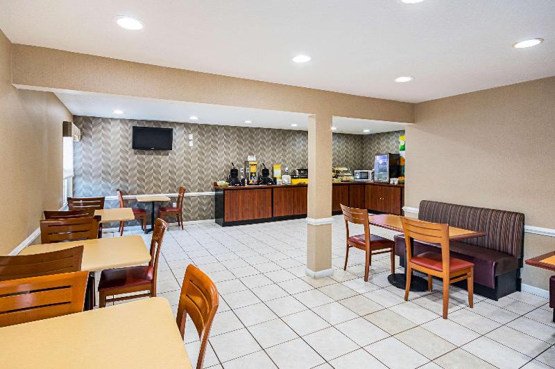 Quality Inn Fairmont image