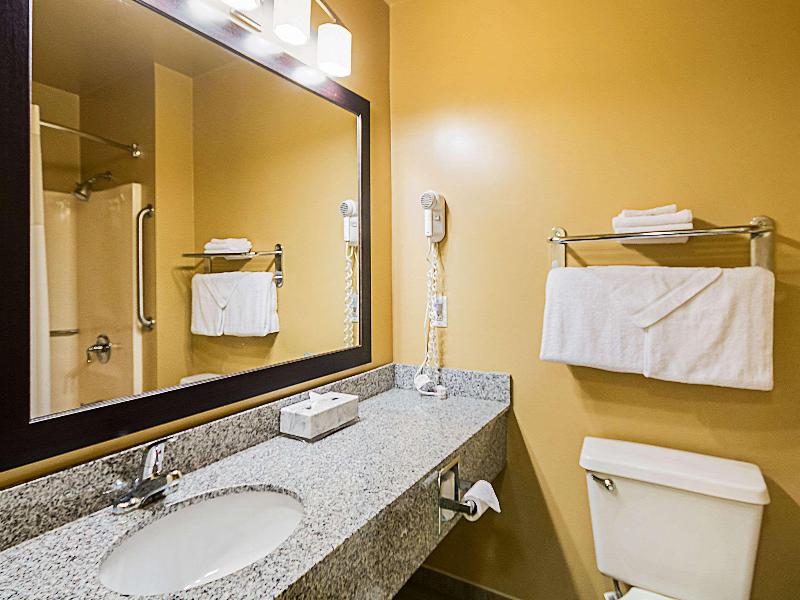 Quality Inn Fairmont image