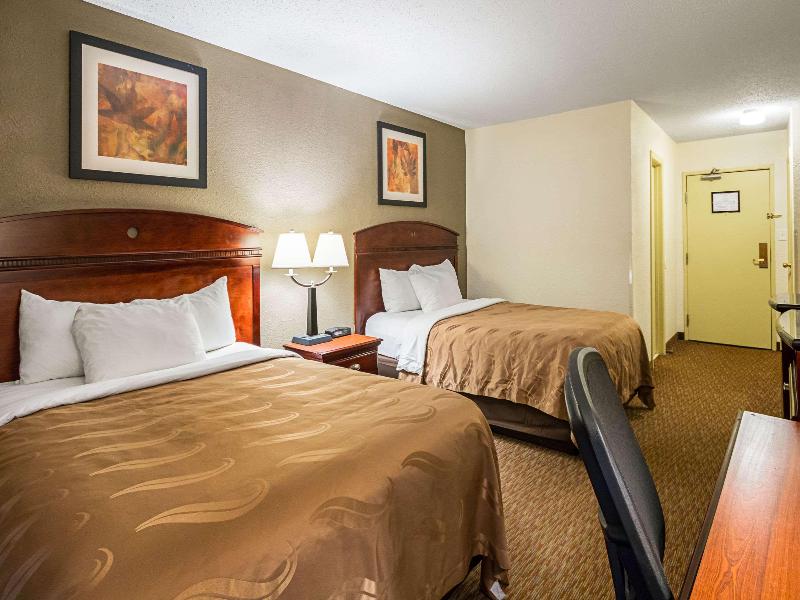 Quality Inn Fairmont image