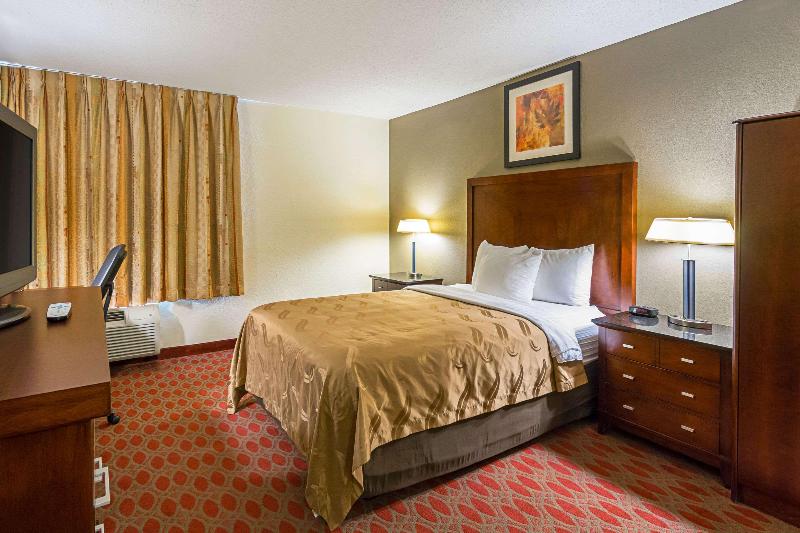 Quality Inn Fairmont image