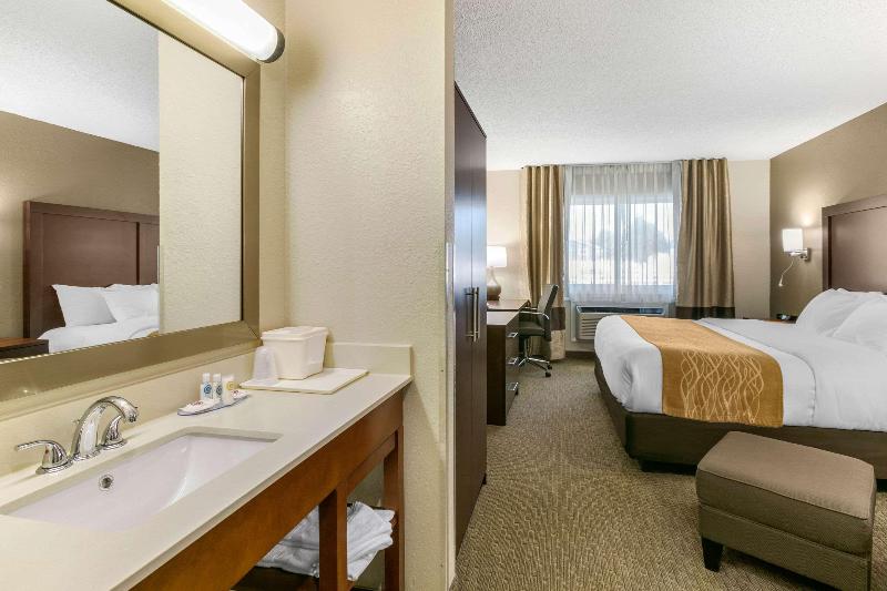 Comfort Inn Worland Hwy 16 To Yellowstone image