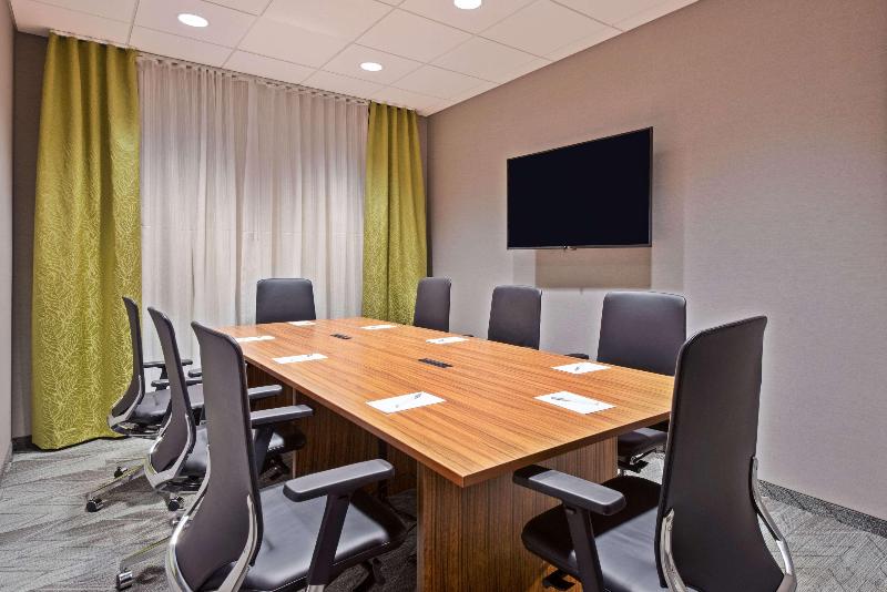 Hampton Inn & Suites North Huntingdon-Irwin image