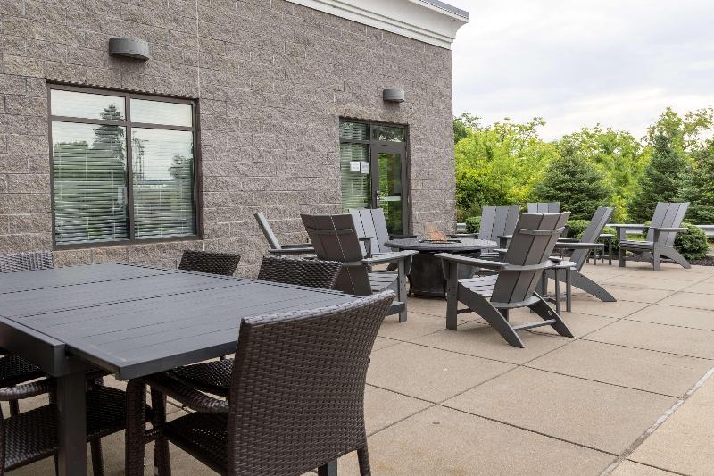 Hampton Inn & Suites North Huntingdon-Irwin image