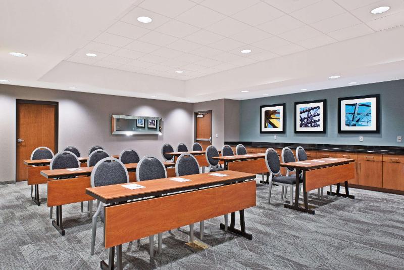 Hampton Inn & Suites North Huntingdon-Irwin image