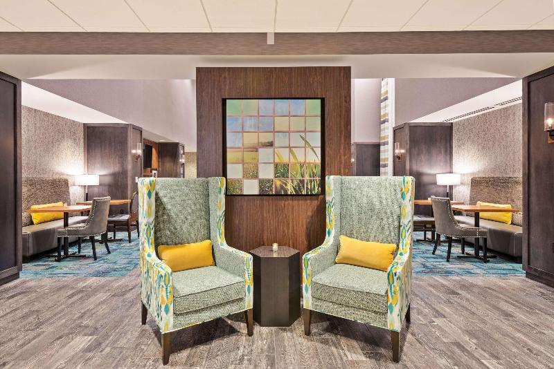 Hampton Inn & Suites North Huntingdon-Irwin image