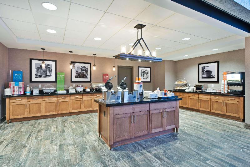 Hampton Inn & Suites North Huntingdon-Irwin image