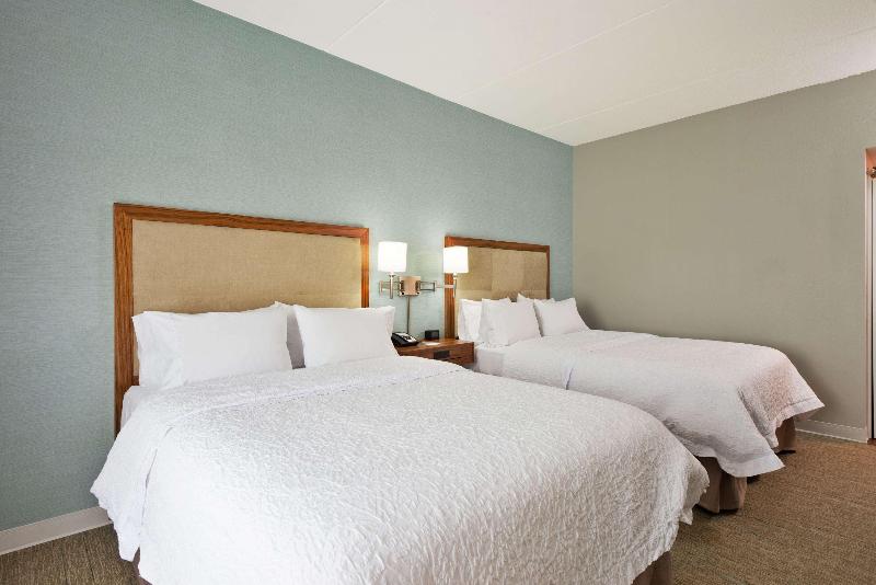 Hampton Inn & Suites North Huntingdon-Irwin image