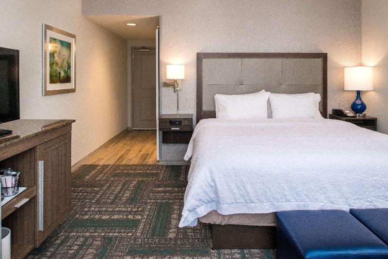Hampton Inn & Suites North Huntingdon-Irwin image