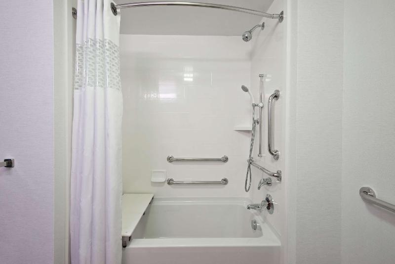 Hampton Inn & Suites North Huntingdon-Irwin image