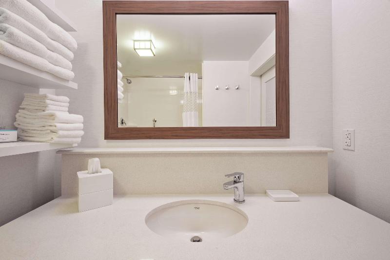 Hampton Inn & Suites North Huntingdon-Irwin image