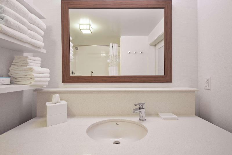 Hampton Inn & Suites North Huntingdon-Irwin image