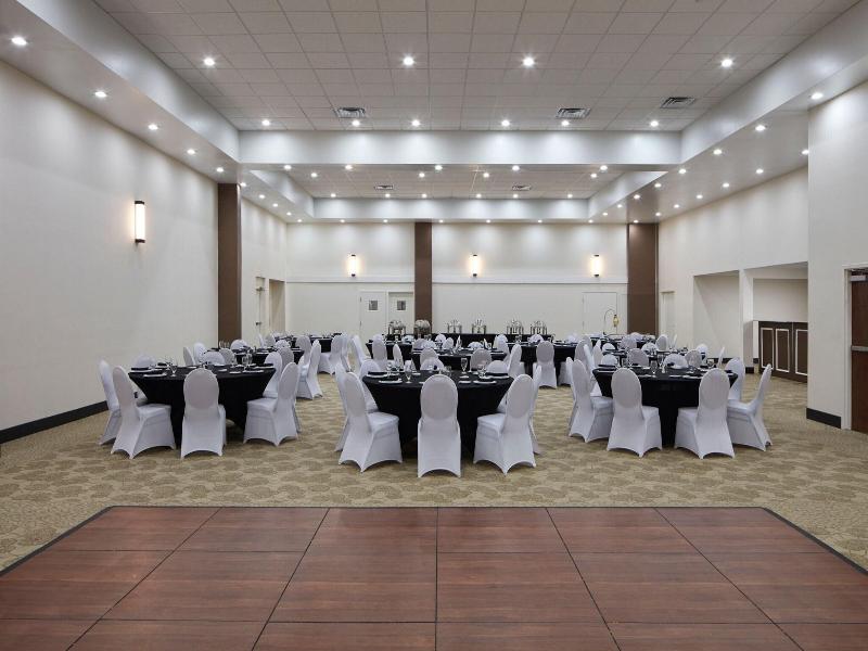 Four Points by Sheraton Virginia Beach Oceanfront image
