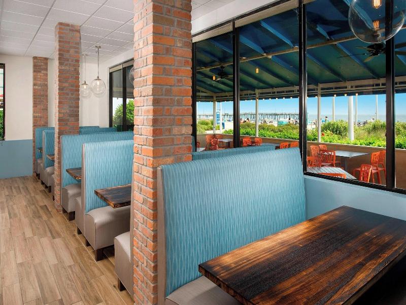 Four Points by Sheraton Virginia Beach Oceanfront image
