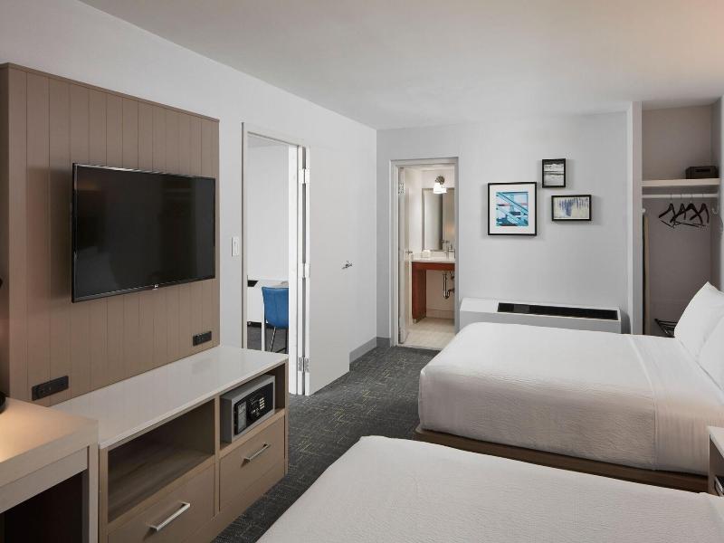 Four Points by Sheraton Virginia Beach Oceanfront image