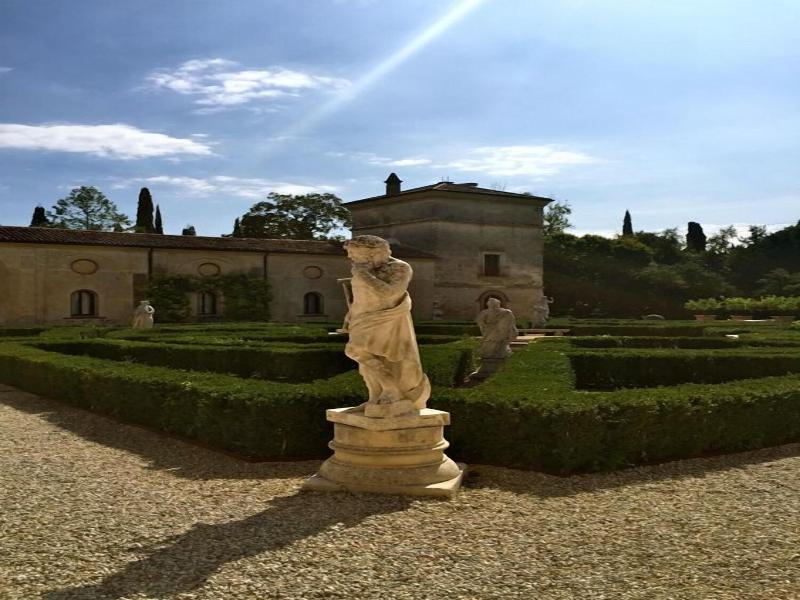 Villa Giona image