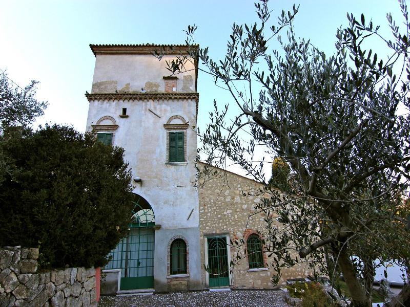 Villa Giona image