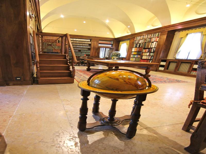 Villa Giona image